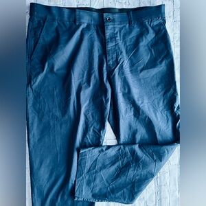 Nike Dri-Fit men’s size 42x30 navy golf pants